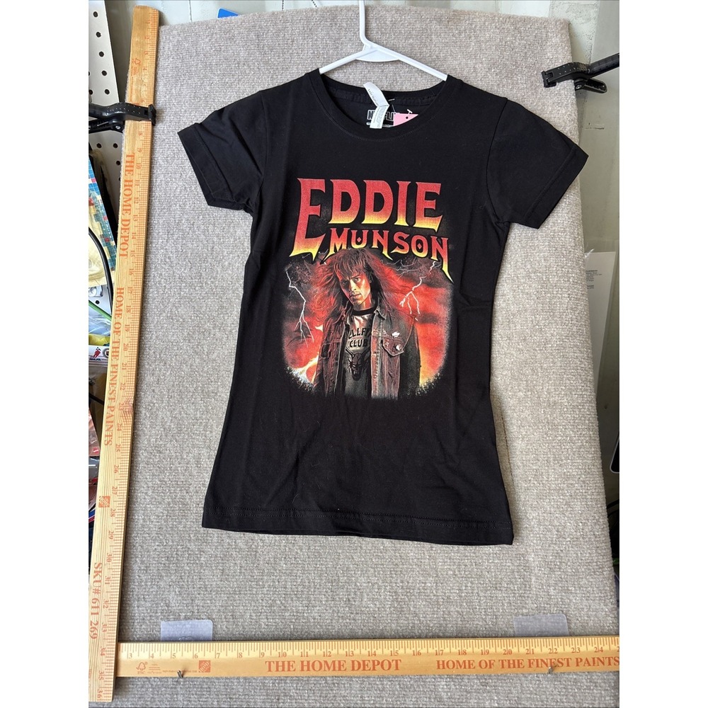 NWT Junior's Stranger Things Eddie Munson Metalhead T-Shirt Size Small